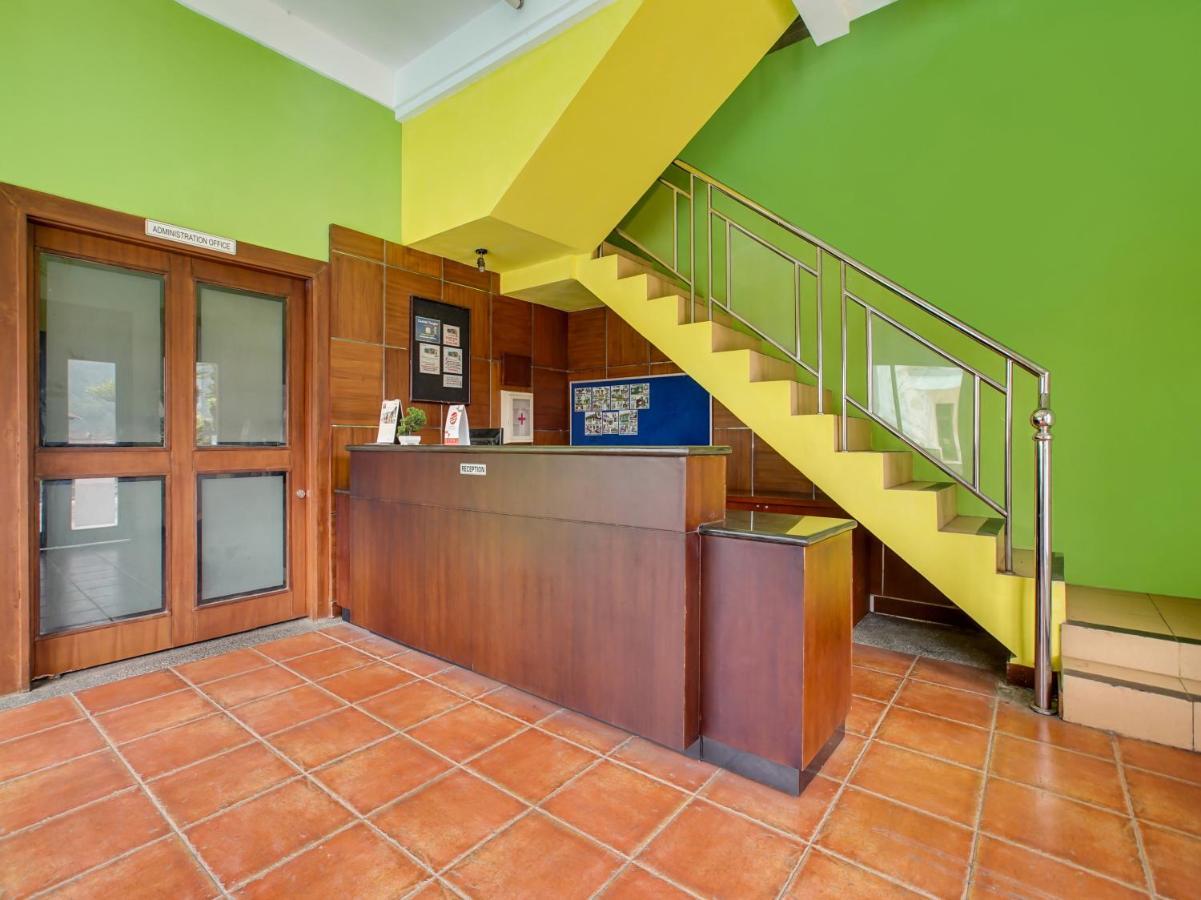 Oyo 3896 Villa Pesona Wisata Puncak Cianjur Εξωτερικό φωτογραφία