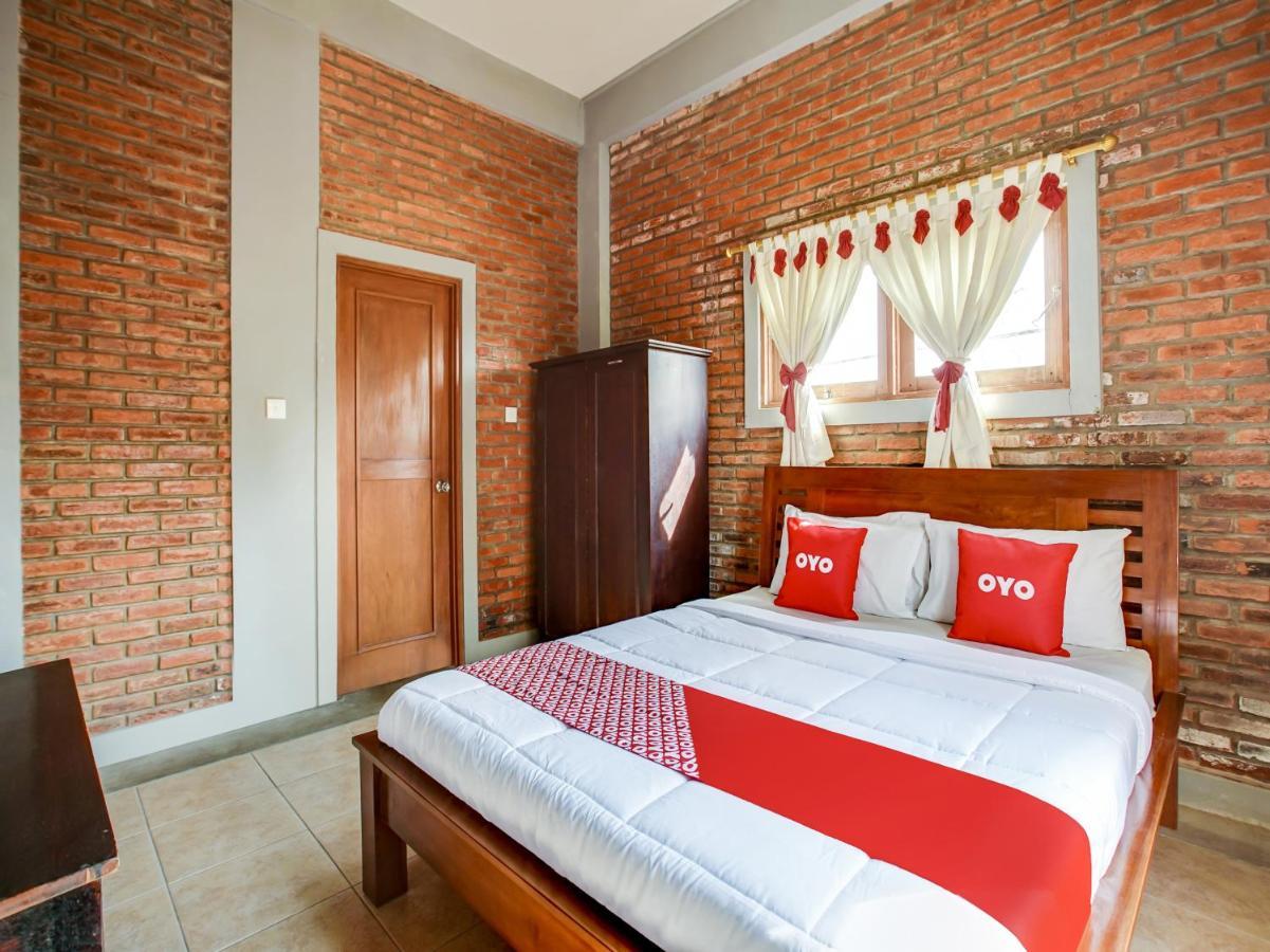 Oyo 3896 Villa Pesona Wisata Puncak Cianjur Εξωτερικό φωτογραφία