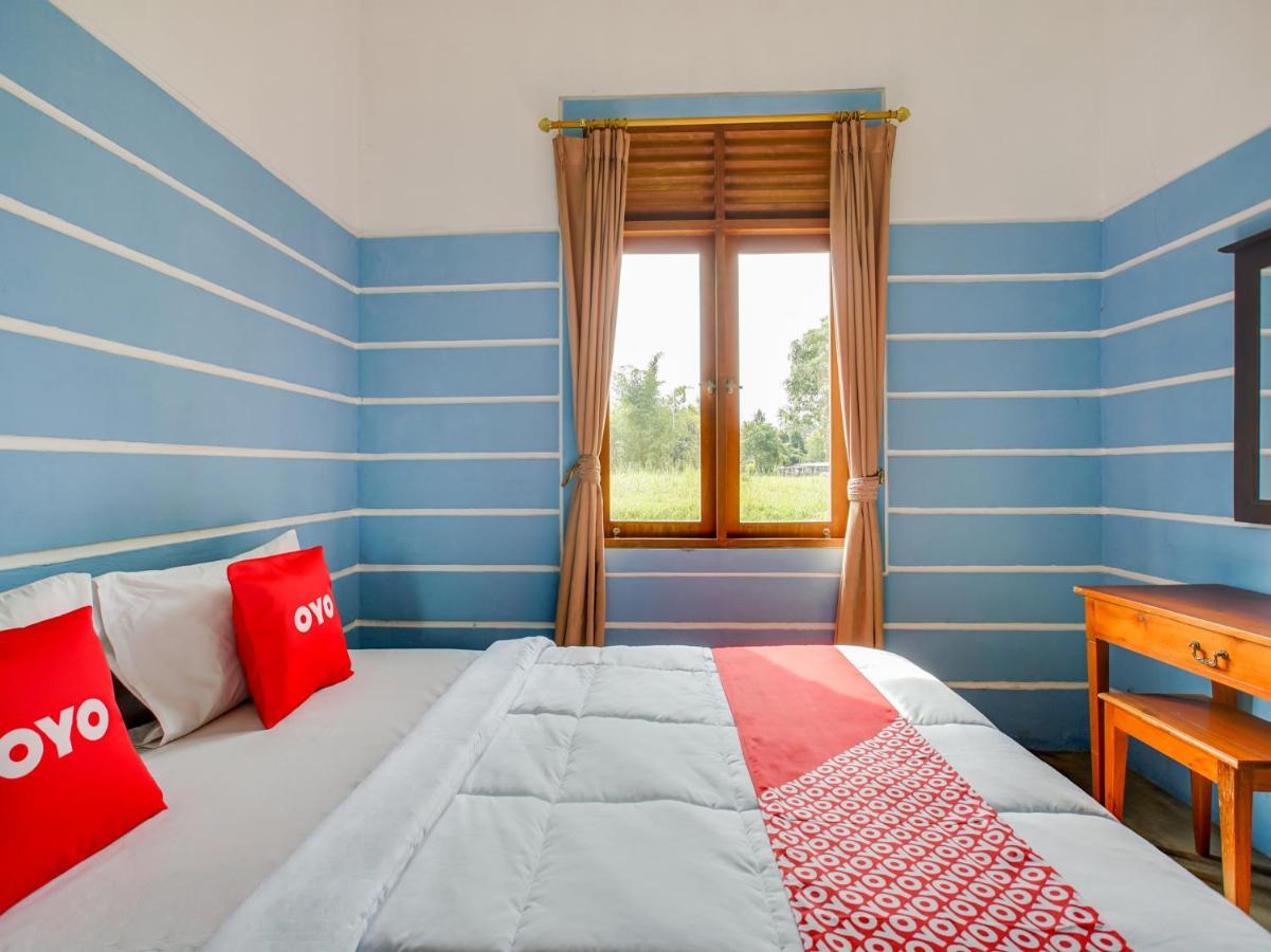 Oyo 3896 Villa Pesona Wisata Puncak Cianjur Εξωτερικό φωτογραφία
